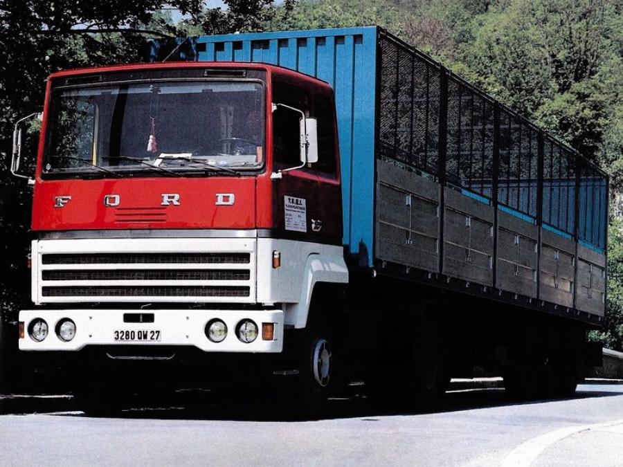  Ford Transcontinental 4x2 Tractor 1975 года  (фото 9 из 16)